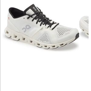 Cloud X Training Shoe ON